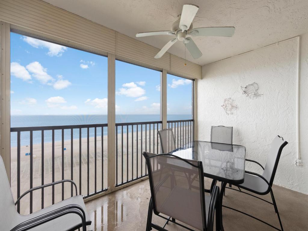 Sunset 1101, 2 Bedrooms, Sleeps 6, Heated Pool, Gulf Front, Elevator