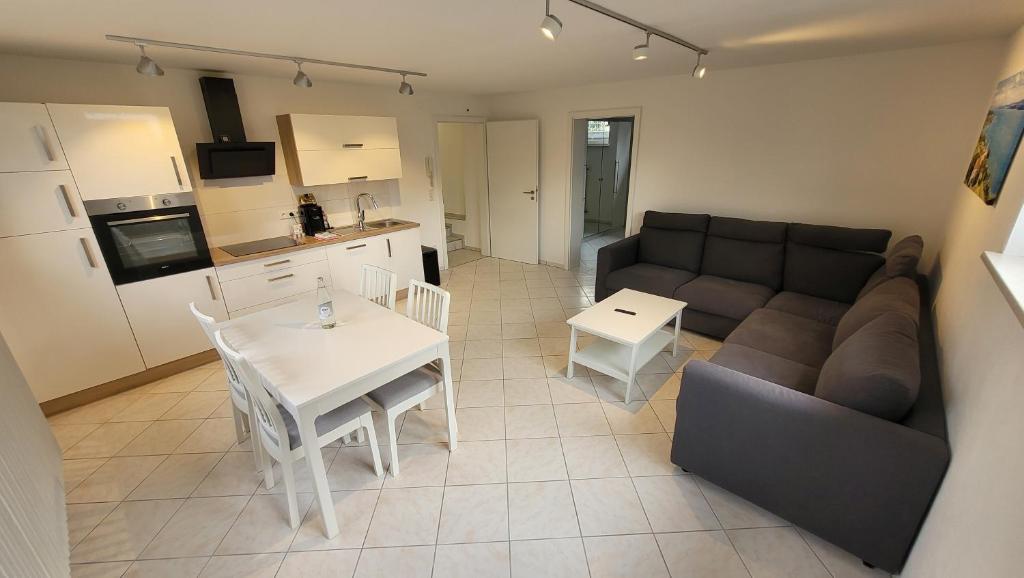 Komfortable & moderne Ferienwohnung in Markdorf - Familie Hildebrand photo 4