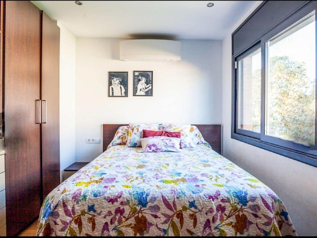 beautiful holiday home in Castellar del Riu with garden photo 3