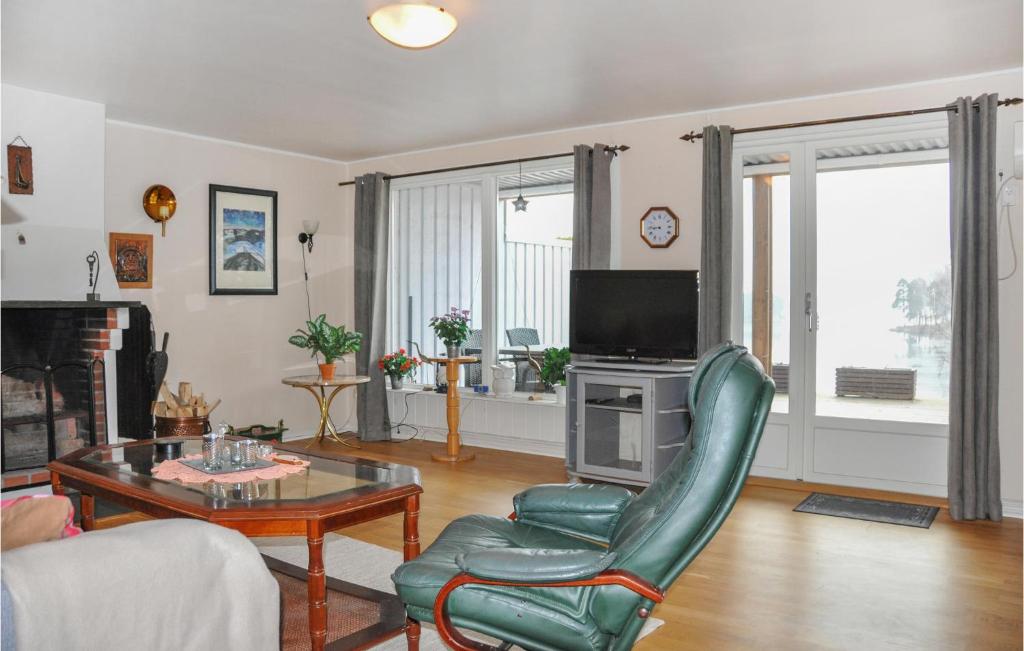Stunning Apartment In Billingsfors With 3 Bedrooms photo 3