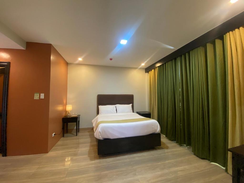 Eight Breeze Room Type - Deluxe Double Room