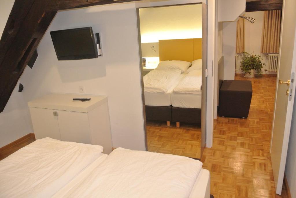 Семейный (Апартаменты), Hotel-Restaurant Goldenes Lamm