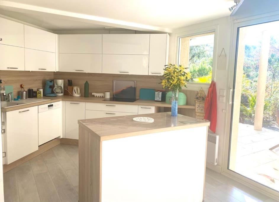 Modern Villa High Standing Pyla sur Mer 3' from beach photo 4