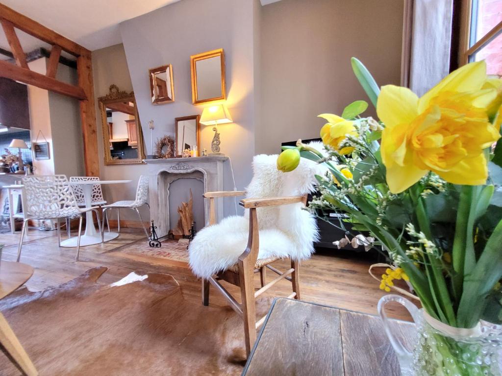 LE VALENTIN - Parking privé offert - Coeur Historique -La Clef de Honfleur photo 4