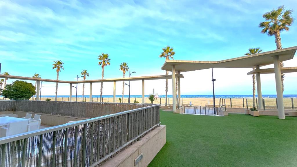 BEACH VALENCIA 7 - Luxury Apartment on the beach full