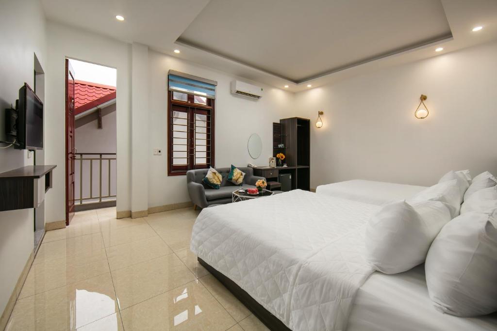Airport Suites Hostel - Ha giang Loop Tour
