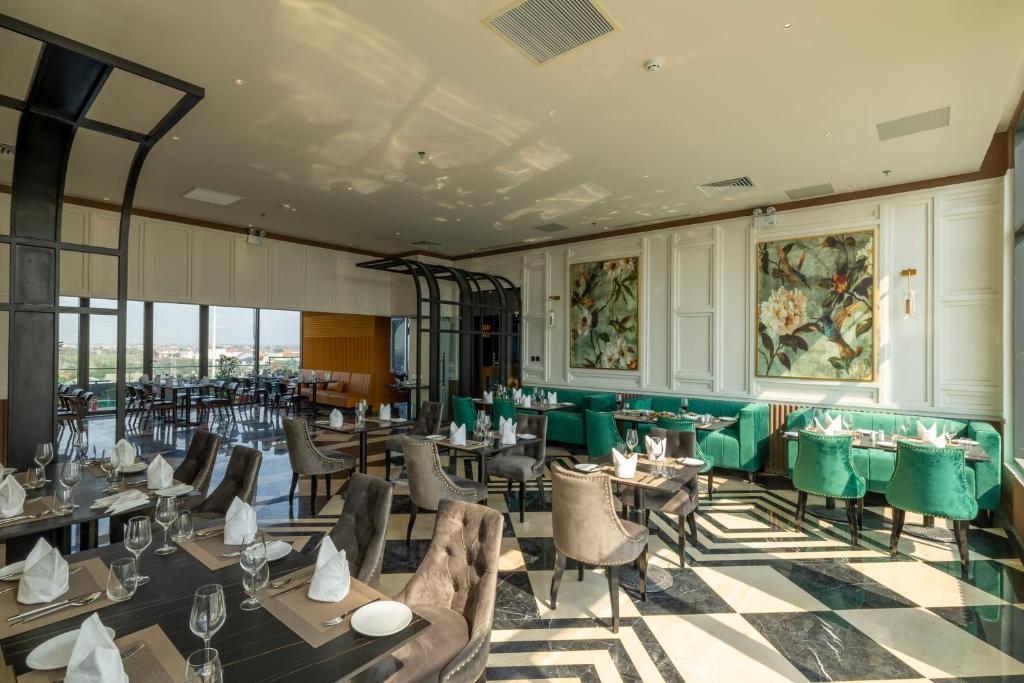 La Vela Hue Hotel