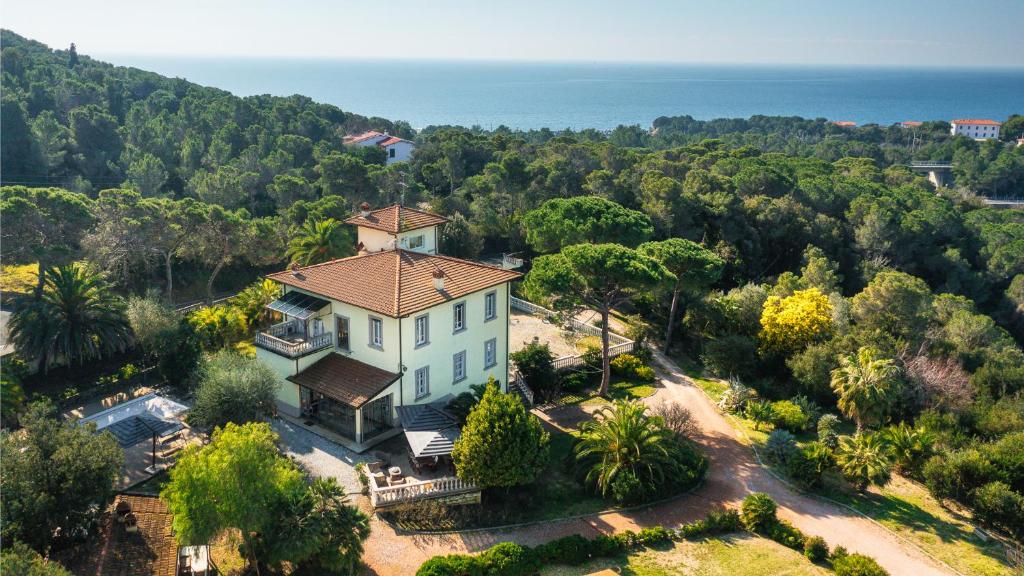 VILLA GAIUS 8&2, Emma Villas