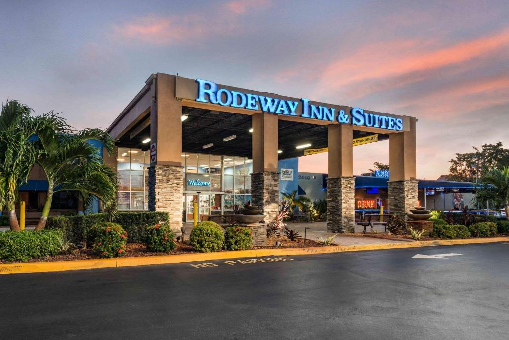 Rodeway Inn & Suites Fort Lauderdale Airport & Cruise Port image