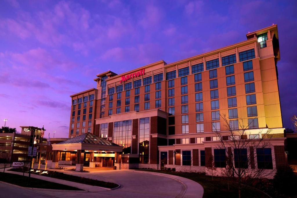Bloomington-Normal Marriott Hotel & Conference Center image