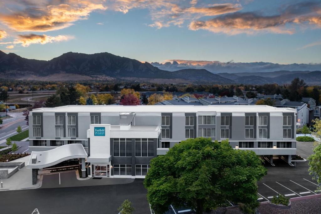 Fairfield Inn & Suites by Marriott Boulder image