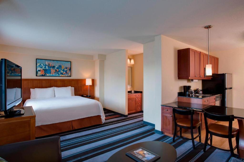 Residence Inn by Marriott New York Manhattan/Times Square image