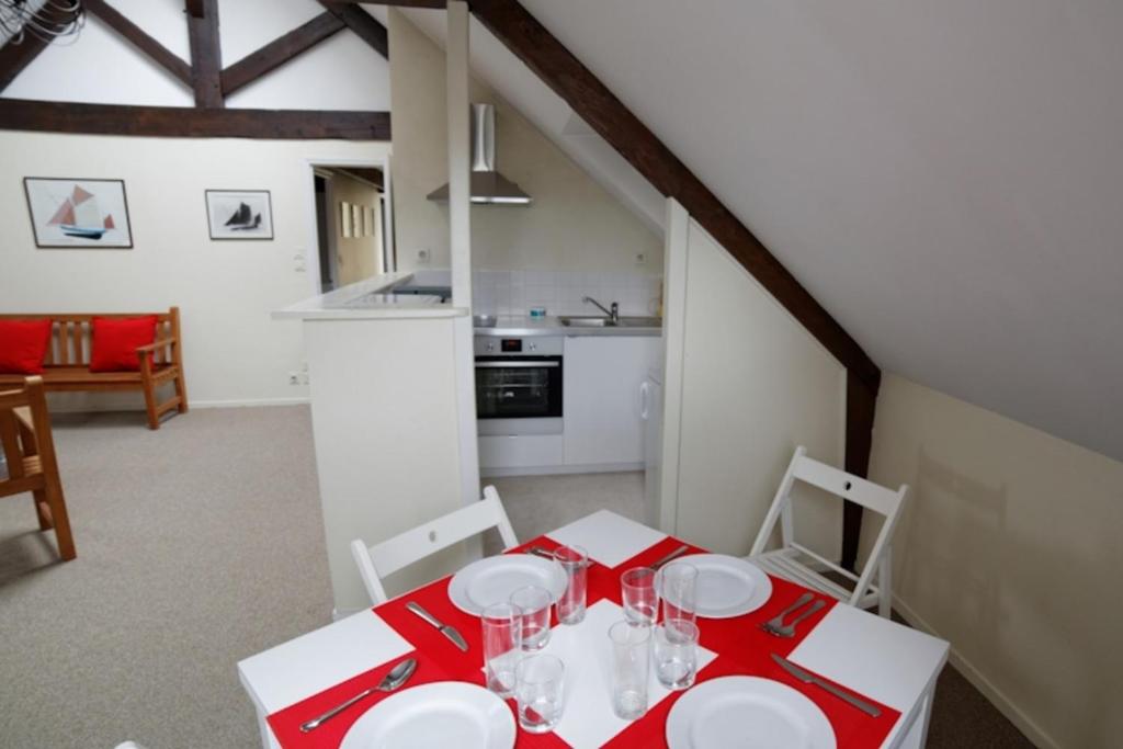 Apt with mezzanine in the heart of Vannes photo 2