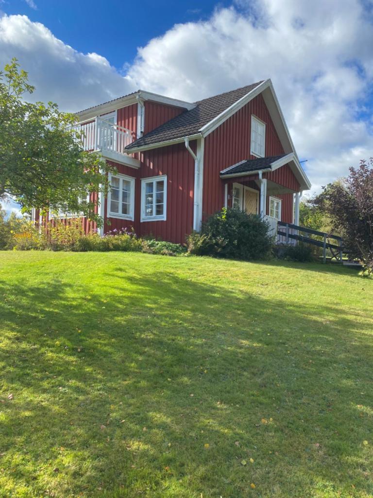 Naturnära hus utanför Reftele närhet till Isaberg och High Chaparral photo 2