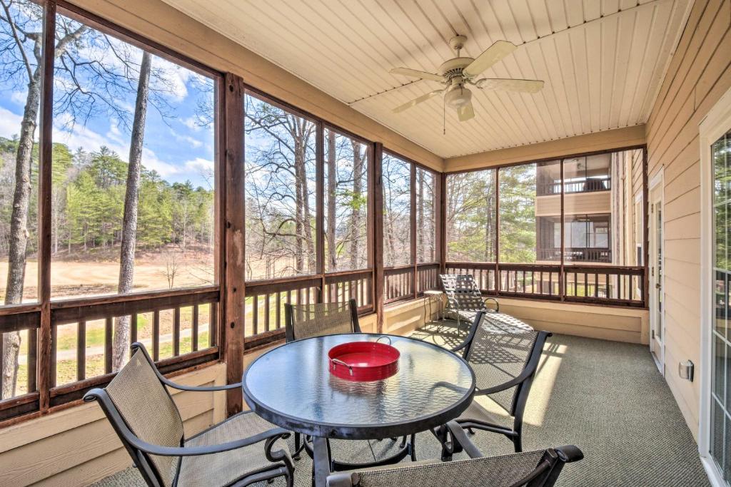 Inviting Kingwood Resort Condo in Clayton! photo 2