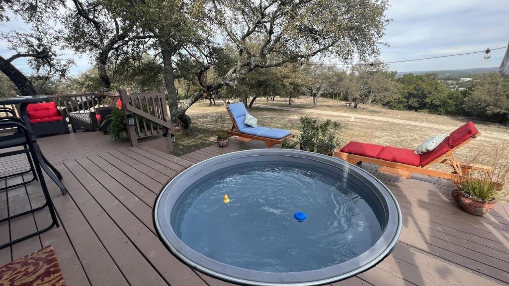 Hill Country Highland's Bluebonnet Cottage photo 4