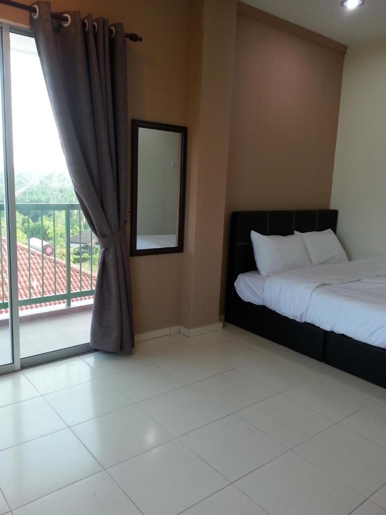 Alor Villa photo 3