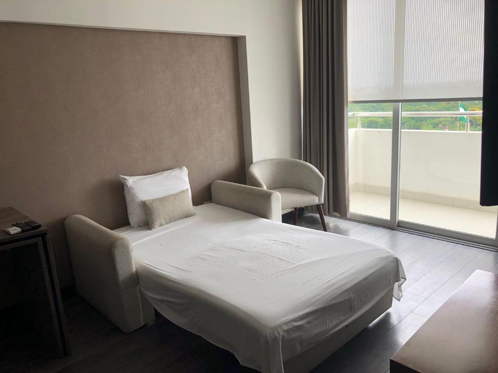 Urban Suites Apart Hotel photo 2