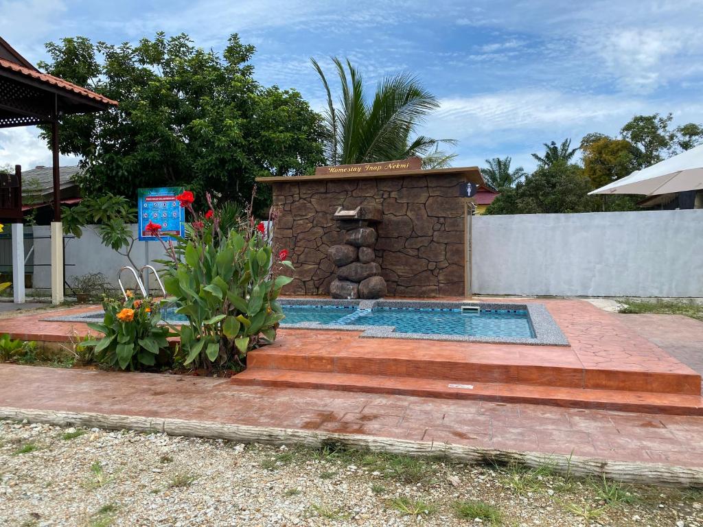 Inap Nekmi Kuala Terengganu With Pool photo 4