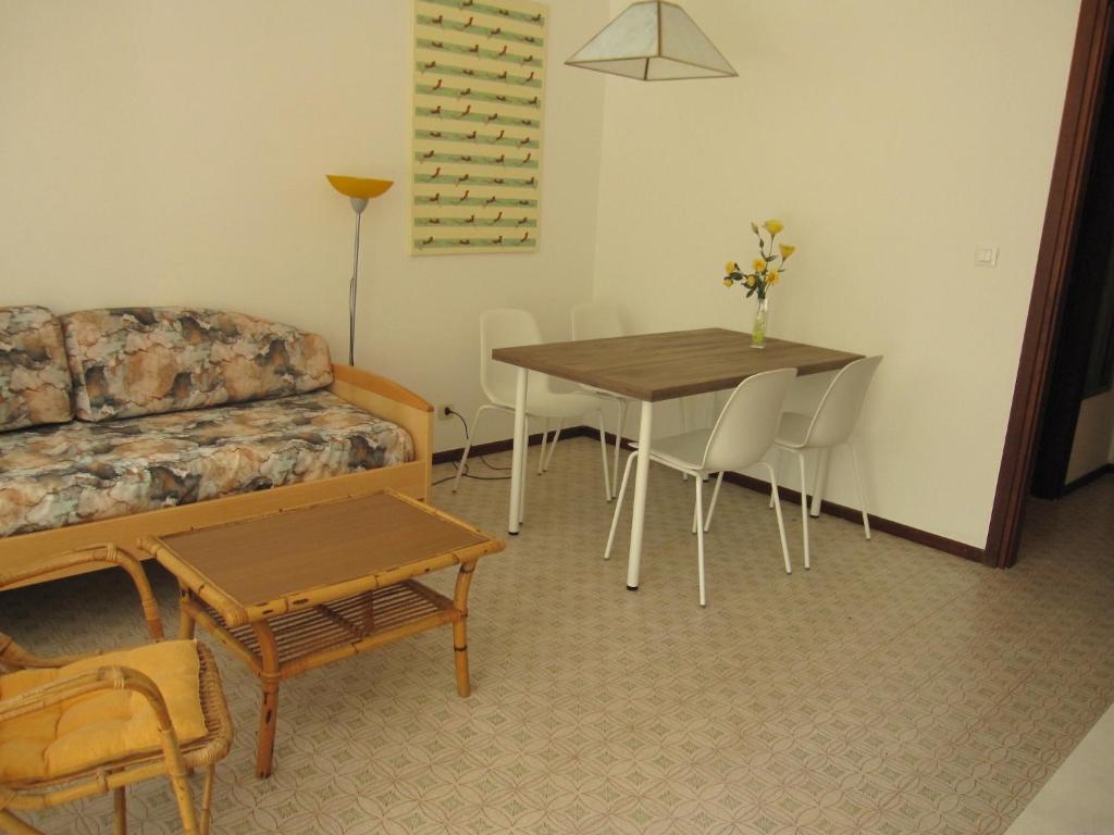 Modern flat with balcony and lift at Grado Pineta photo 2