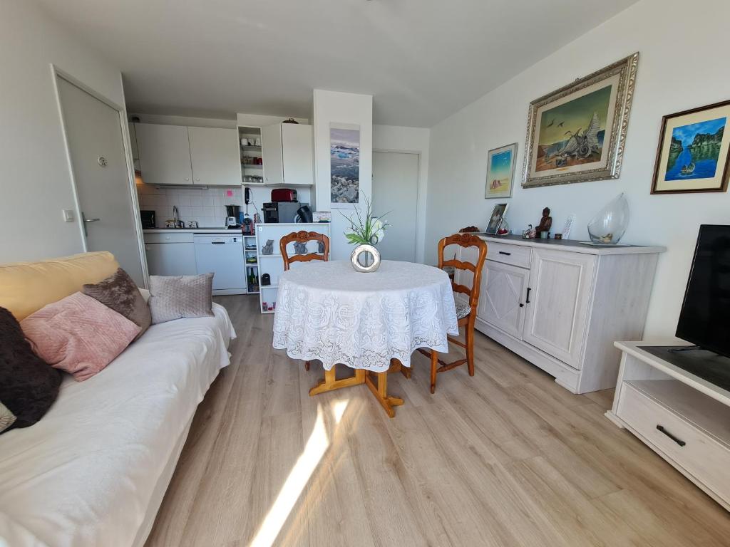 REF 063 - Appartement pour deux personnes vue mer port Crouesty ARZON photo 2