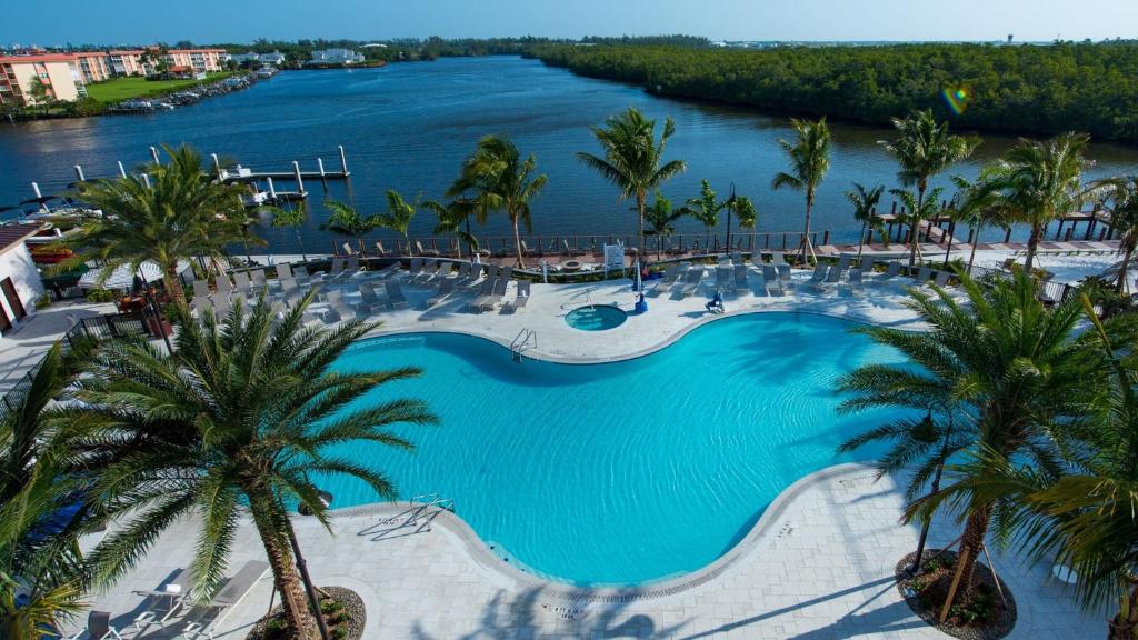 Hyatt House Naples/5th Avenue image