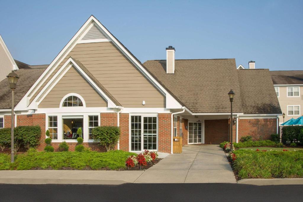 Sonesta ES Suites Charlottesville University photo 1
