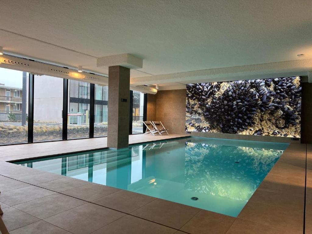 By Sea, Full Sea View, balcony, use of hotel Pool and Sauna photo 3