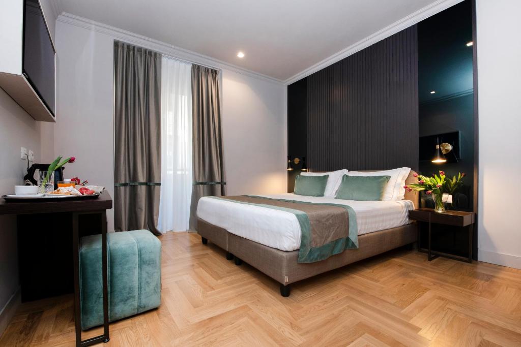 Hotel 77 Seventy-Seven Room Type - Standard Double Room
