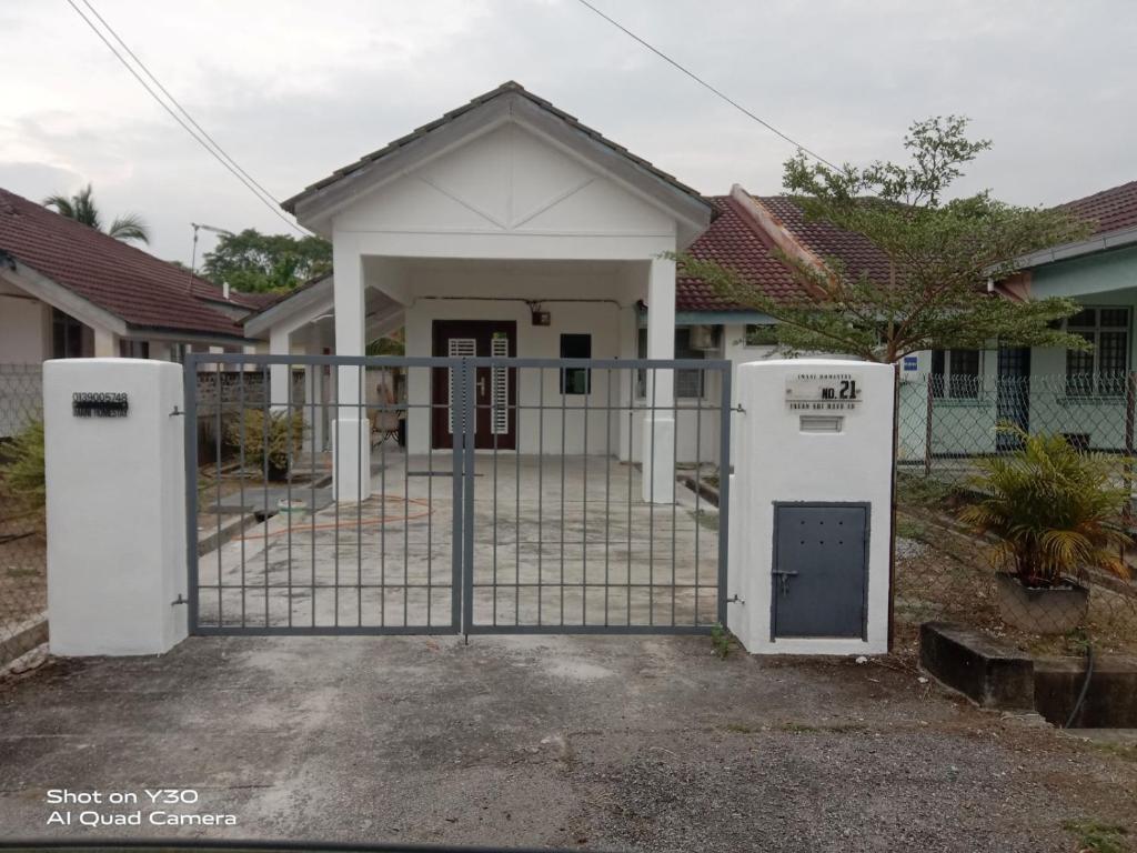 Imani Homestay Beach Gateway Bagan Lalang