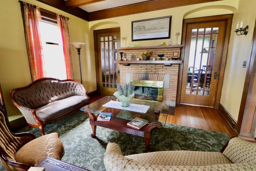 The Marshall House photo 3