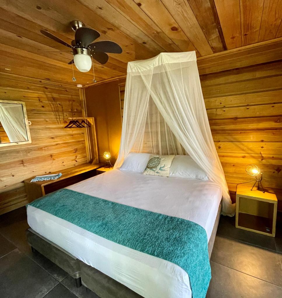 Eden Jungle Lodge photo 2