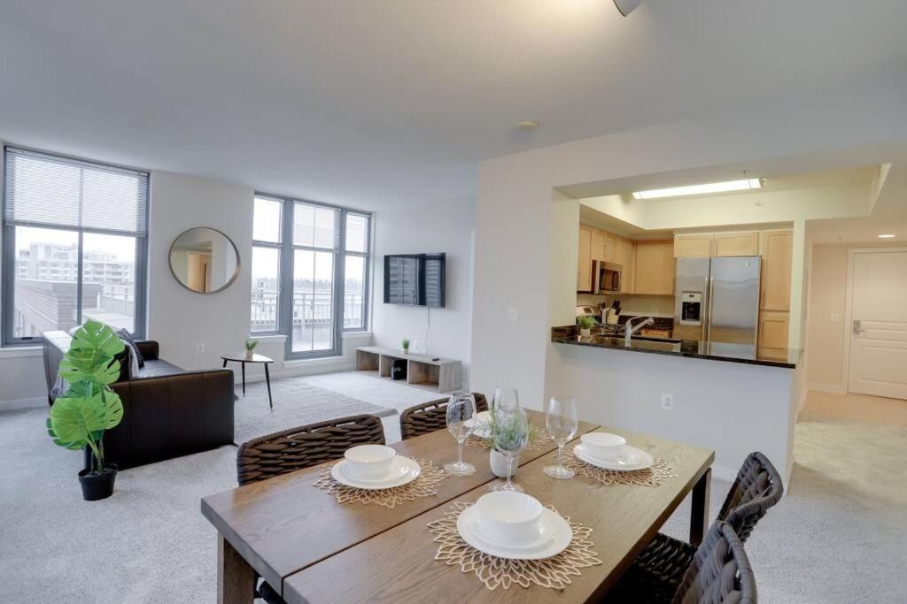Wonderful 2 BR Condo At Pentagon City with Gym