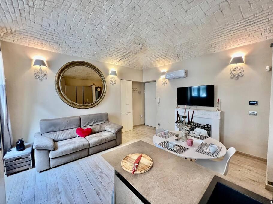 Chic house near the castle photo 2