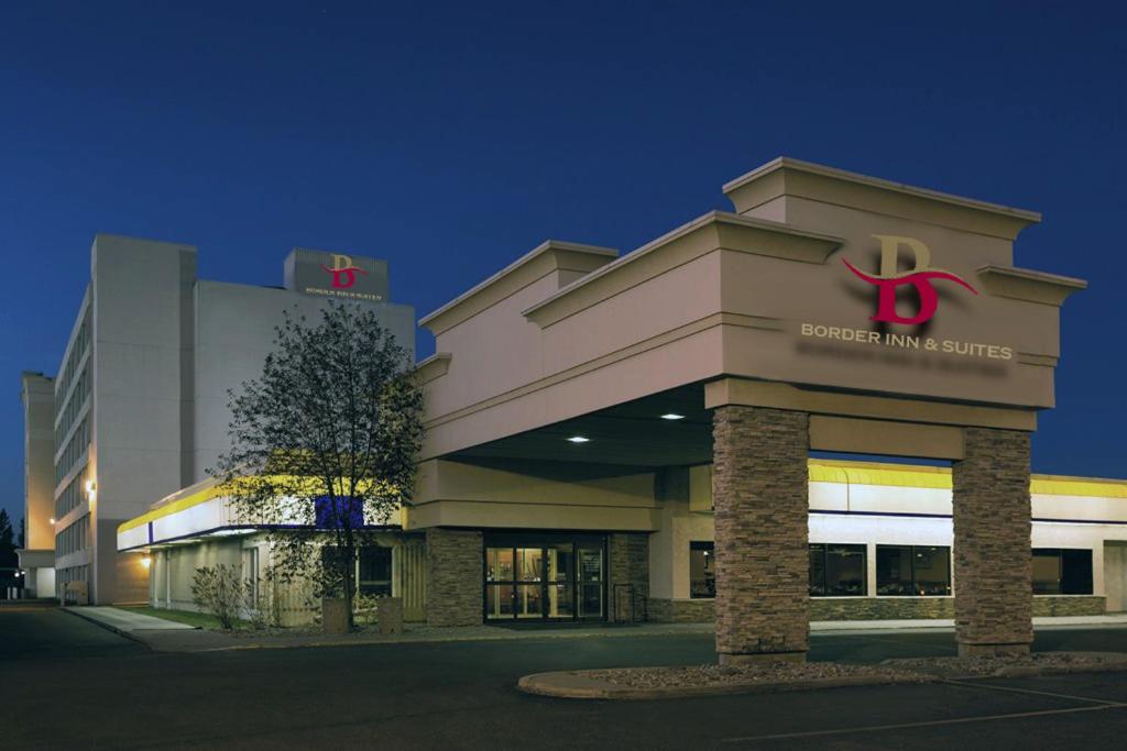 Border Inn & Suites photo 1