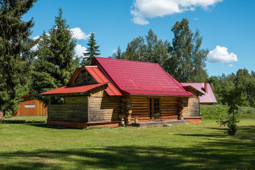 Väike Kuu peamaja photo 1