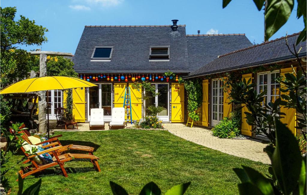 Amazing Home In Plouguerneau With 3 Bedrooms And Wifi