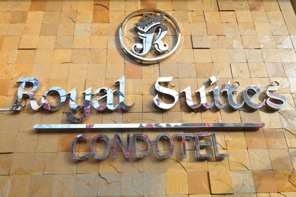 Royal Suites Condotel photo 2
