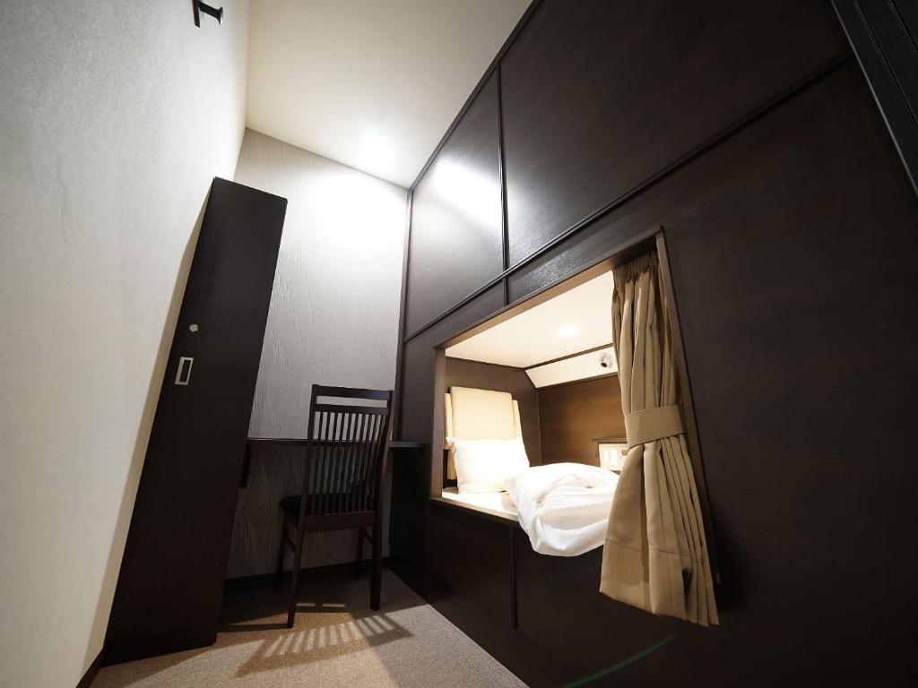 WELLCABIN TENJIN - Male Only photo 4