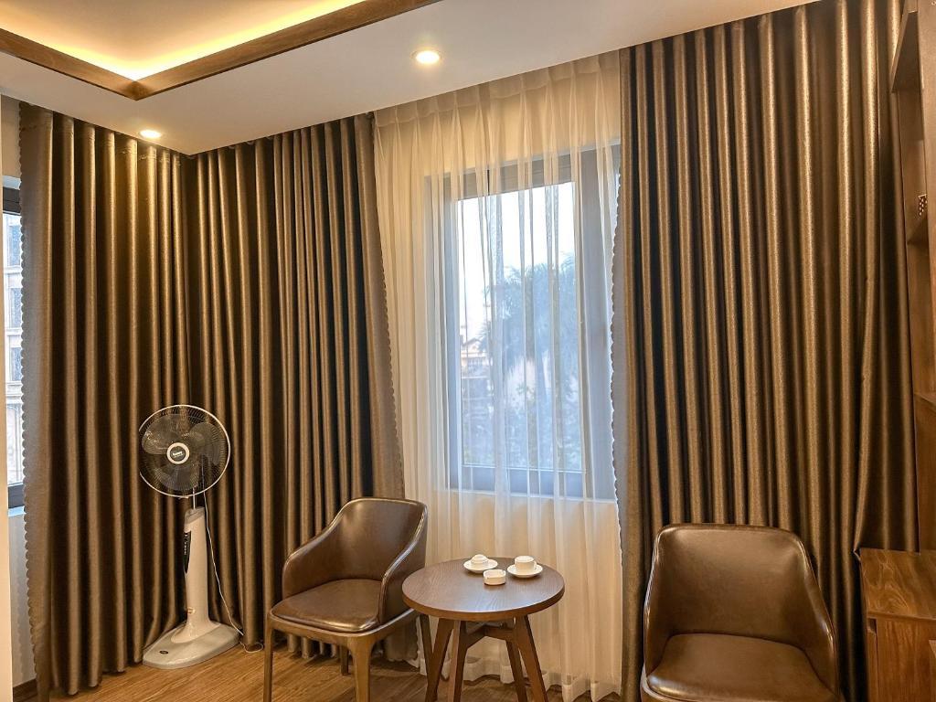 Linh Trang Hạ Long Hotel