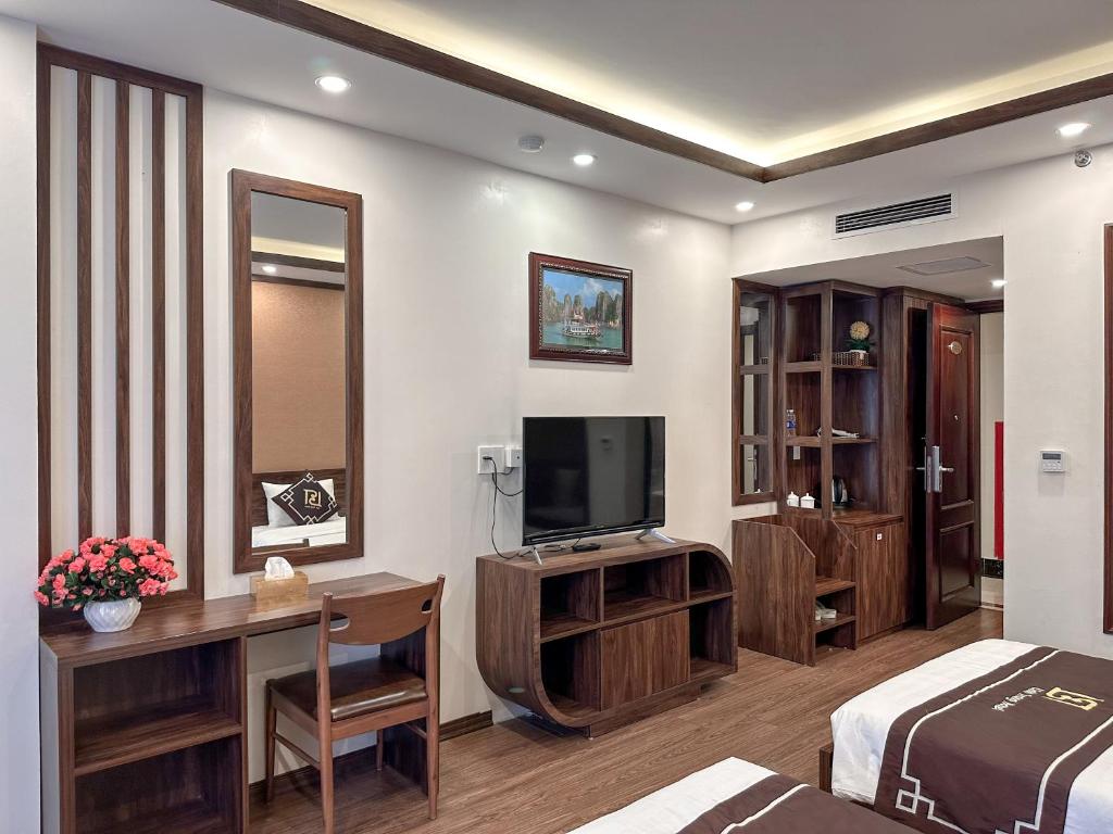 Linh Trang Hạ Long Hotel