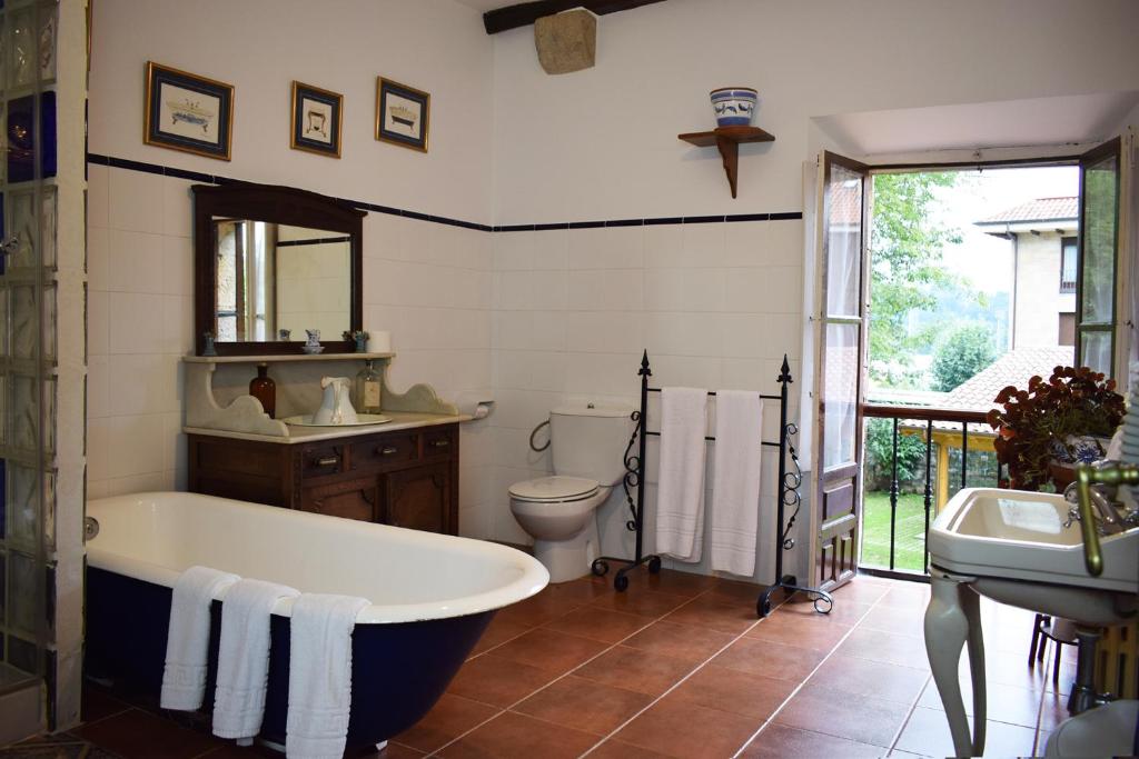 Apartamentos Casona de Linares photo 2