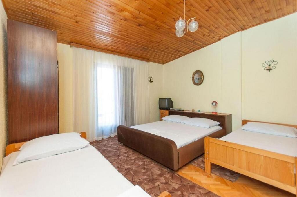 Apartment Jelena photo 4