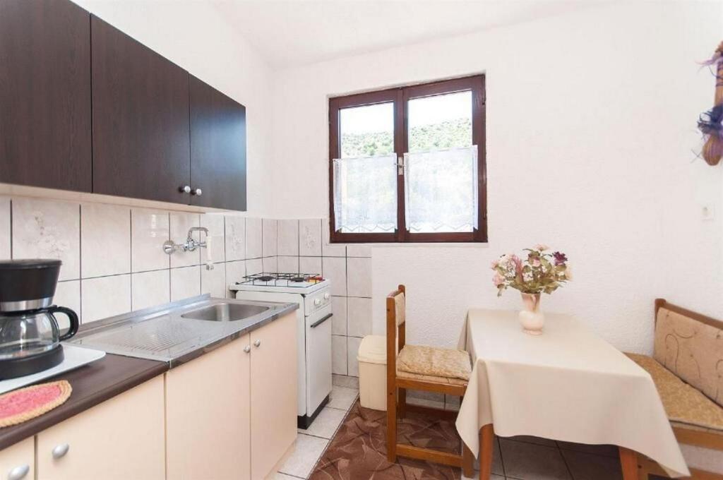 Apartment Jelena photo 3