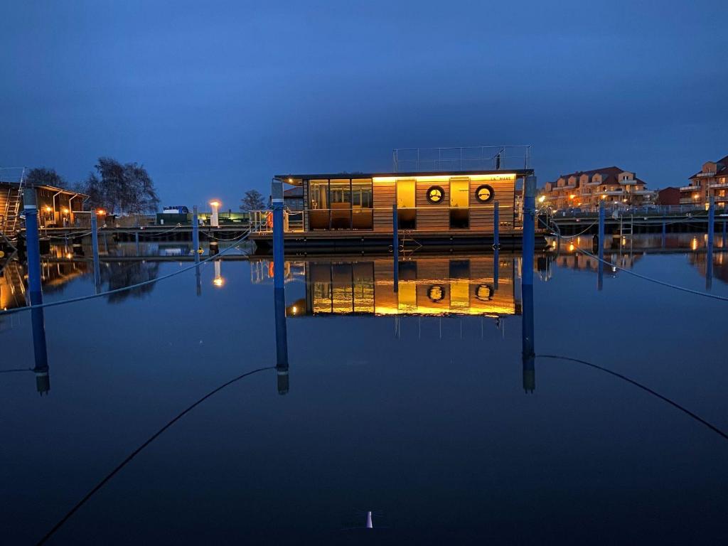 Hausboot Fjord Vineta mit Biosauna in Barth photo 3