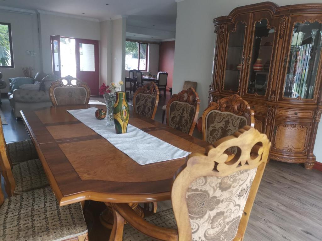 Falklands Guest House photo 2