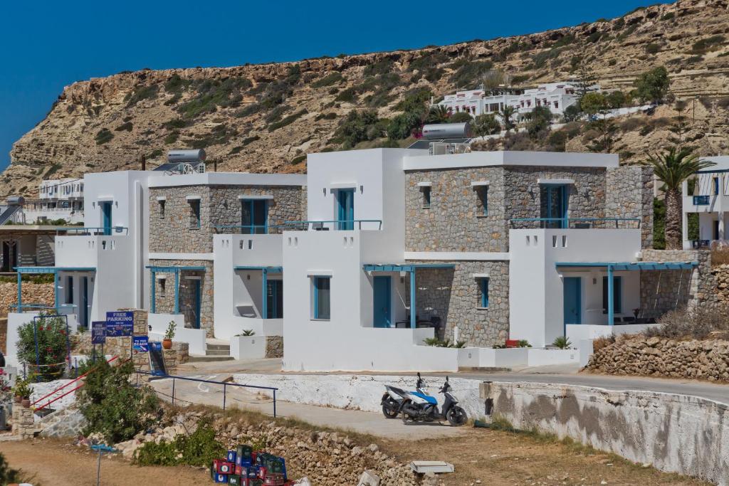 NOSTOS photo 1