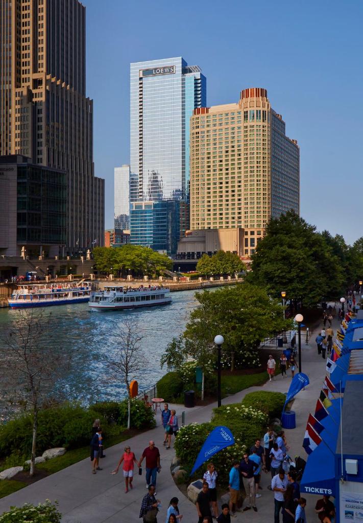 Loews Chicago Hotel photo 2