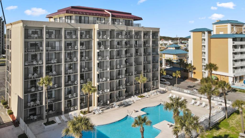 Ocean Crest Inn and Suites image