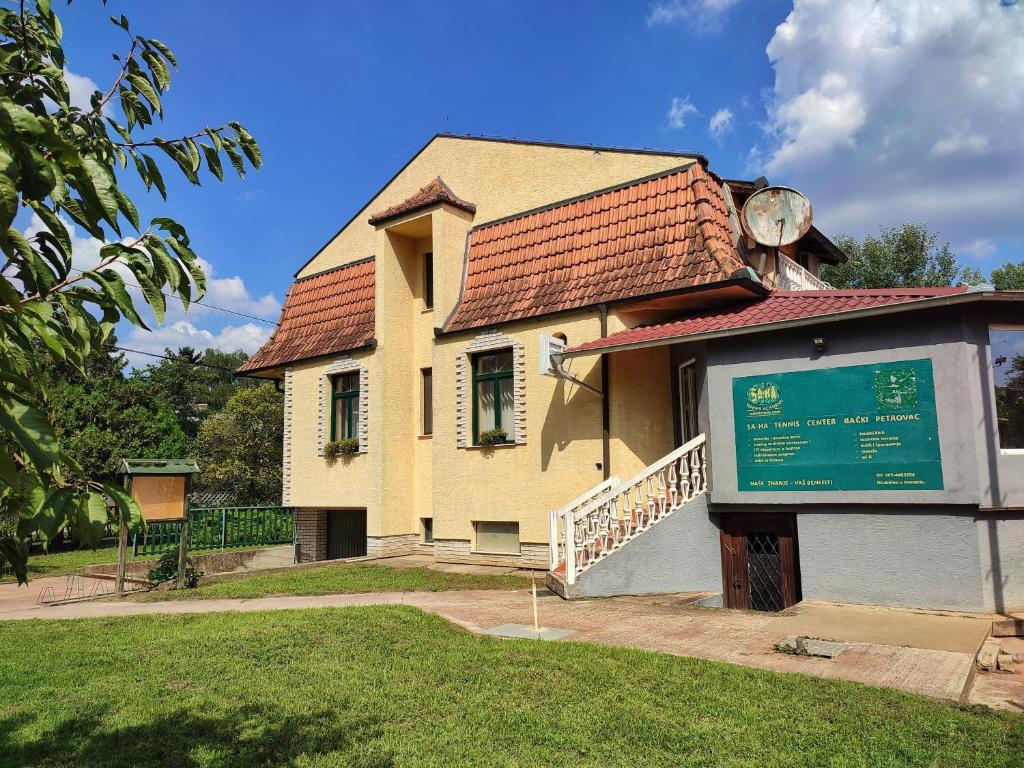 Villa Eko photo 2